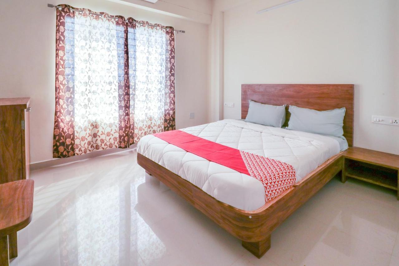Oyo 63903 Hotel Shree Ram Villa Dwarka  Luaran gambar